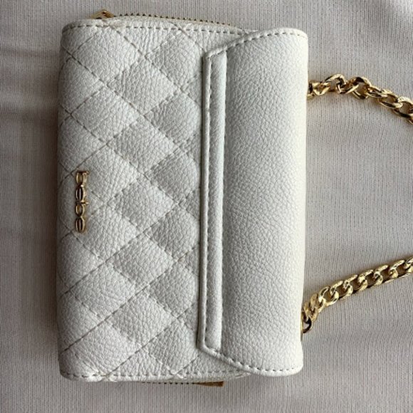 Bebe Chain Wallet Purse - Picture 5 of 5